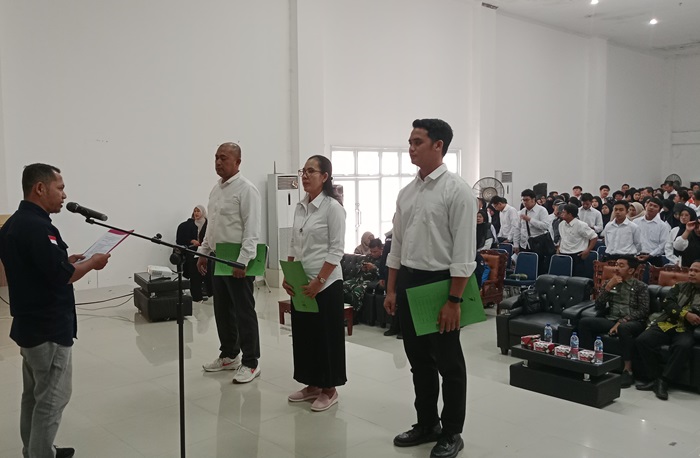 672 Petugas KPPS Pemilihan Serentak Tahun 2024 di Kecamatan Binawidya Dilantik